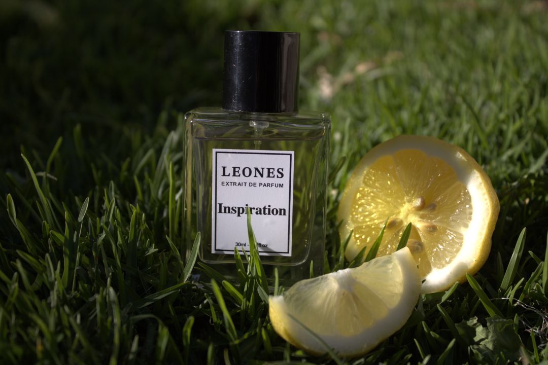 Parfum "dupe" : qu'est-ce que c'est vraiment, et comment bien choisir ?
